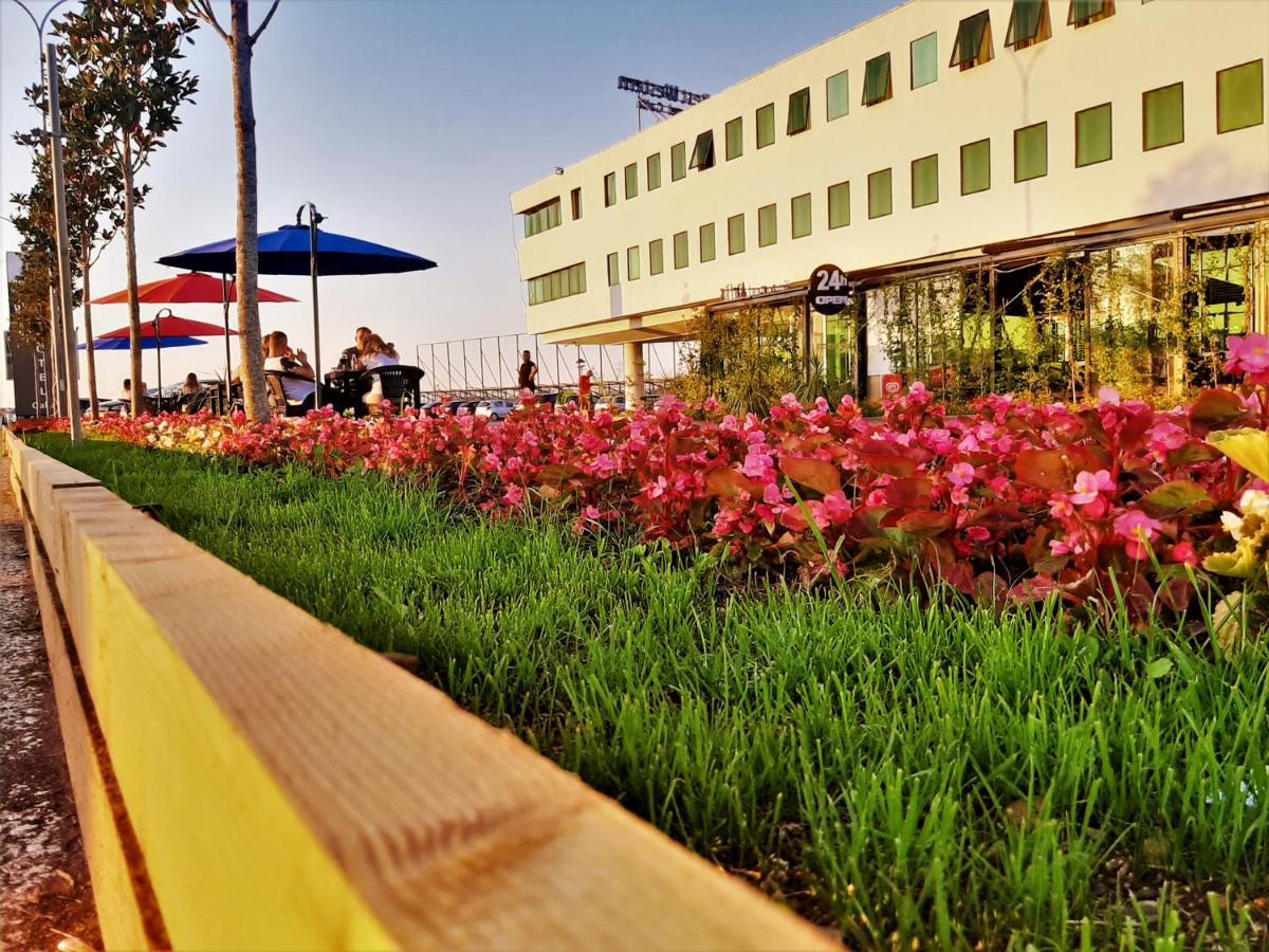 Best Western Hotel Galla Sllatine e Madhe Exterior photo